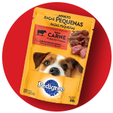 Departamento de produtos de Pet Shop da Drogaria Araujo